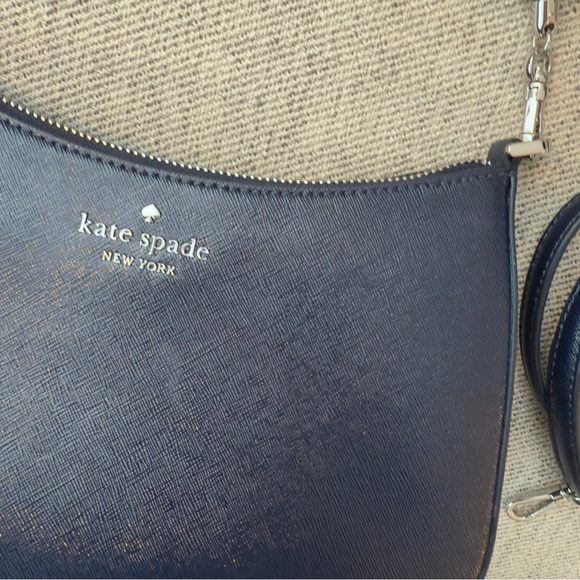 Kate Spade Madison Faux Pearl Medium Convertible Crossbody Parisian Navy Purse - Picture 3 of 10